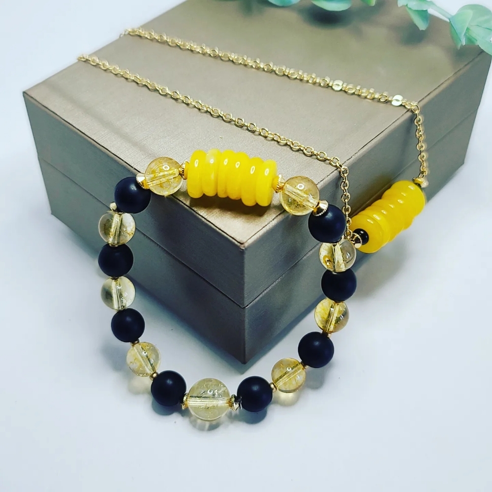 Citrine, Jade bracelet